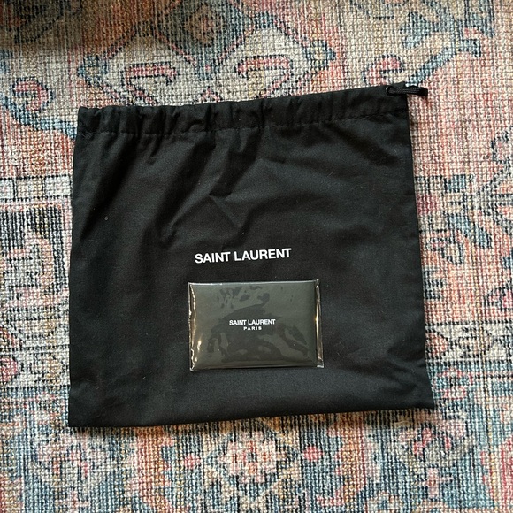 YSL Mini Lou - Picture 4 of 6